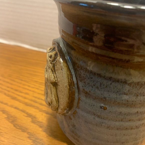 Handcrafted Ceramic Mug with Horse Design - Picture 3 of 10